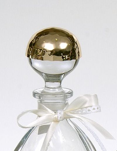 ΚΑΡΑΦΑ ΜΕ ΣΦΥΡΗΛΑΤΟ ΠΩΜΑ ΣΕ 3 ΧΡΩΜΑΤΑ.