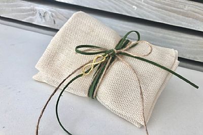 ΜΠΟΜΠΟΝΙΕΡΑ ΓΑΜΟΥ ΦΑΚΕΛΟΣ ΚΑΜΒΑΣ ΜΕ ΧΡΥΣΟ ΜΟΤΙΦ -15504ΑΠΕΙΡΟ