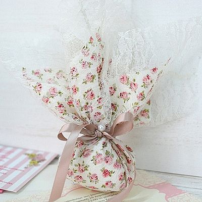 ΜΠΟΜΠΟΝΙΕΡΑ ΒΑΠΤΙΣΗΣ ΜΑΝΤΗΛΙ FLORAL ME ΔΑΝΤΕΛΑ-14153