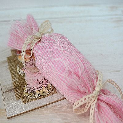 ΜΠΟΜΠΟΝΙΕΡΑ ΒΑΠΤΙΣΗΣ ΚΑΡΑΜΕΛΑ ΜΕ ΥΦΑΣΜΑ ΡΟΖ ΚΑΡΩ-14181