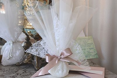 ΜΠΟΜΠΟΝΙΕΡΑ ΓΑΜΟΥ ΚΛΑΣΙΚΗ ΜΕ ΤΟΥΛΙ ΟΡΓΑΝΤΙΝΑ ΚΑΙ ΔΑΝΤΕΛΑ-14168