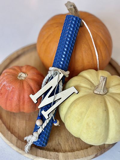 ΠΑΣΧΑΛΙΝΗ ΛΑΜΠΑΔΑ ΑΠΟ ΦΥΣΙΚΗ ΚΗΡΗΘΡΑ ΜΕ ΜΟΝΟΓΡΑΜΜΑ.