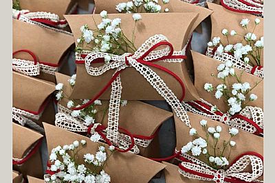 ΜΠΟΜΠΟΝΙΕΡΑ ΓΑΜΟΥ ΚΟΥΤΙ ΚΡΑΦΤ ΜΕ ΓΥΨΟΦΥΛΛΟ