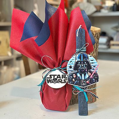 ΠΑΣΧΑΛΙΝΟ ΣΕΤ STAR WARS(DARTH VADER)ME AΡΩΜΑΤΙΚΗ ΛΑΜΠΑΔΑ κ ΣΟΚΟΛΑΤΕΝΙΟ ΑΥΓΟ-8012